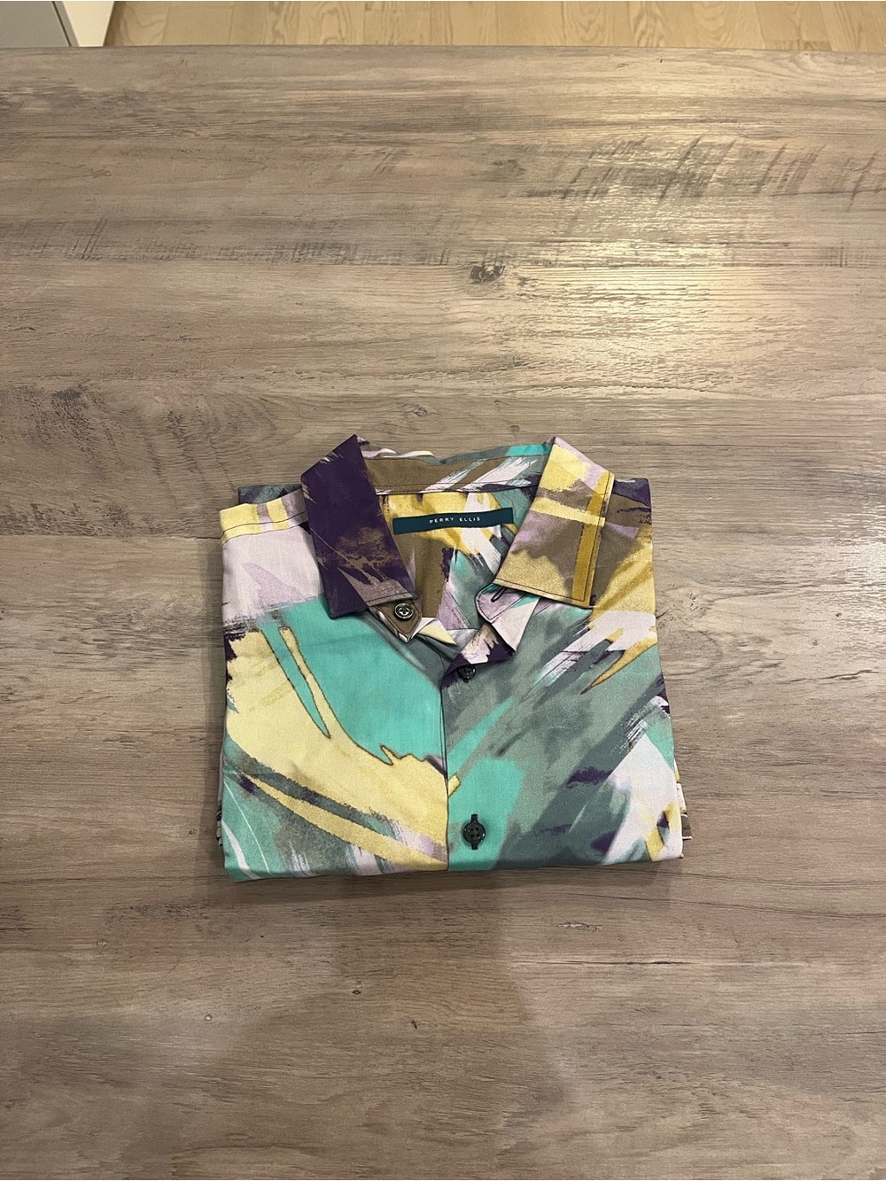 Abstract Print Short-Sleeve Men's Shirt in Teal and Yellow